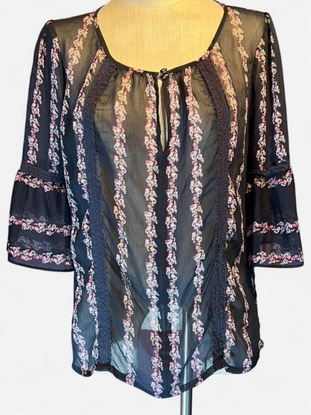 💖LC Lauren Conrad Black Sheer Blouse w Pink Floral Stripes & Lace Trim